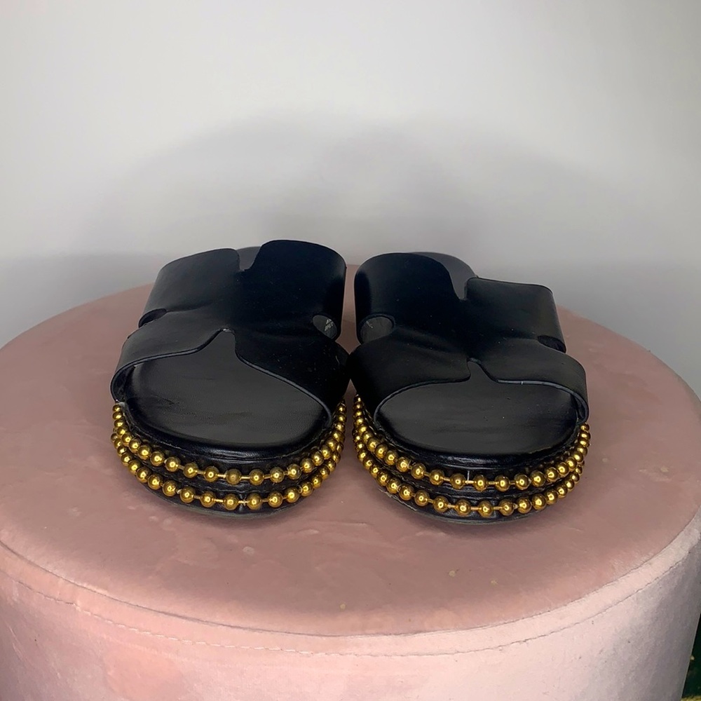 Cape Robbin sandals.